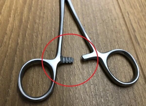 フォーセップのロック